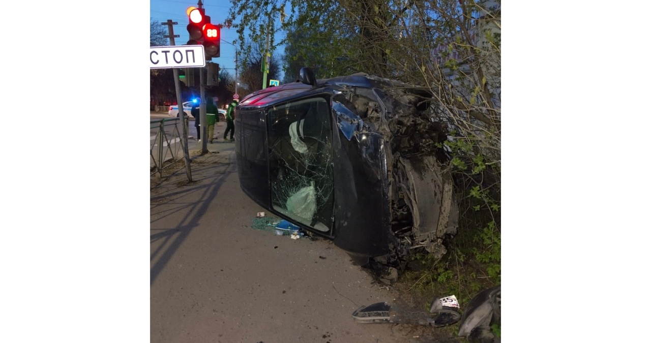 Трое несовершеннолетних пострадали в ДТП в Вологодской области